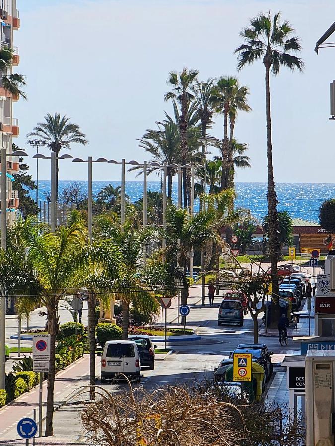 Mavi Torre Del Mar Apartment Luaran gambar